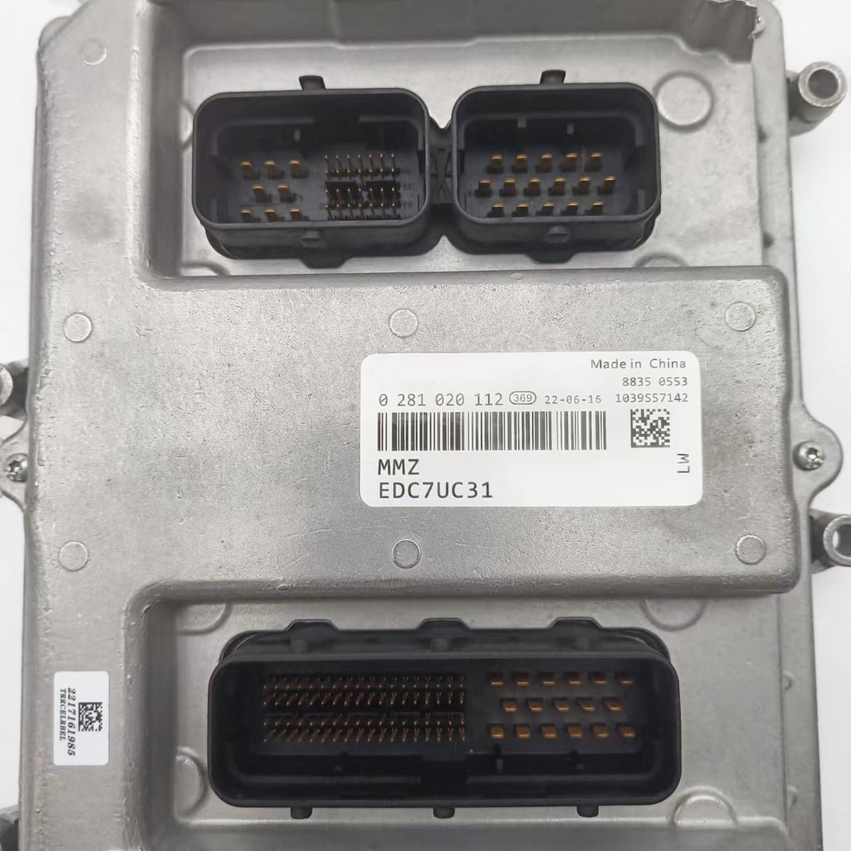 0281020112 Engine ECU Controller Computer Panel For BOSCH with Program ECM computer board ECU electronic control unit — detail view