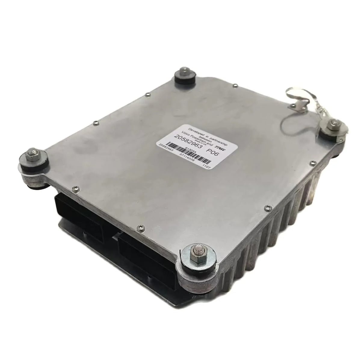 Original quality OEM 20582963 P05 Volvo engine controller module controller computer panel, with program ECM computer board ECU electronic control unit — detail view