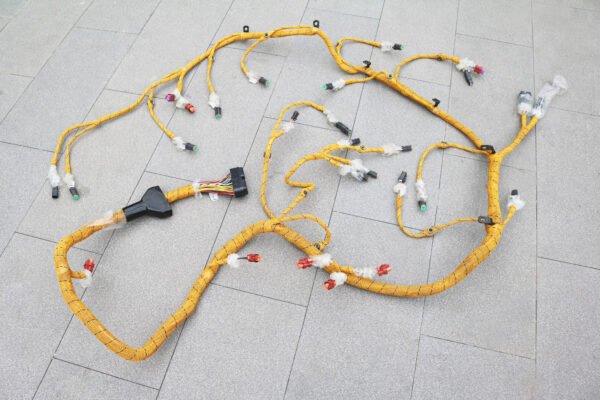 366-5697 CAT Truck Engine Caterpillar Start testing cable Harness — product view